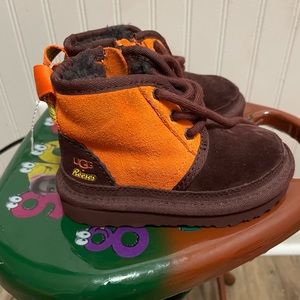 Toddler Uggs 7c